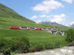 Die HGe 4/4 108 zwischen Andermatt und Realp mit ein  Glacier-Express  17/06/2013