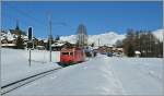 Der Glacier - Express 903 von St Moritz nach Zermatt beim Einfahrsignal A (bzw. Ausfahrvorsignal C*) von Münster VS. 
Die Variante I zeigt etwas mehr Landschaft dafür weniger Zug. 
20. Feb. 2014