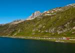 HGe 4/4 II 107  Grimsel  mit Glacierexpress am 11. August 2011 am Oberalppass.