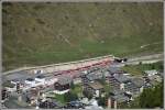 Bahnhof Zermatt mit ABDeh 4/10 und ABDeh 4/8 aufgenommen von der Station Riffelalp der GGB.