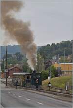 Wer heute in leise surrendes Tram einsteigt, kann sich wohl kaum verstellen wie das früher einmal war...

Das dampfende (und rauchende) Berner Tram mit der G 3/3 12, 1894 BTG (Eigentum der Stiftung BERNMOBIL historique) und dem Tramwagen 370 beim  Tramorama -Anlass in Blonay.

10. September 2021