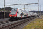 IC 2000 Steuerwagen Bt 50 85 26-94 907-0 durchfährt den Bahnhof Gelterkinden. Die Aufnahme stammt vom 30.12.2021.