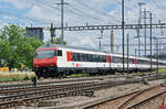 Bt 50 85 28-94 982-1 durchfährt den Bahnhof Pratteln. Die Aufnahme stammt vom 07.06.2017.