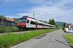 Seit ende 2015 verkehrt auf der OeBB ein SBB Domino. Aktuell steht bereits ein ABt mit dem OeBB Logo in Zrich, dieser wird bald zur OeBB kommen und den  normalen  Steuerwagen ablsen. ABt 50 85 39-43 848-3, B INOVA 50 85 20-43 004-4 und RBDe 560 245-3 als Regio zwischen Balsthal und Thalbrcke, 22.05.2016.