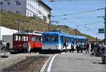 VRB Bhe 2/4 1 mit Vorstellwagen und ARB Bhe 2/4 13 und Bt 23 in Rigi Kulm.