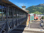 Arth-Goldau, Rigibahn-Bahnhofshalle als Passerelle über den Hauptgleisen des Bahnknotenpunktes. Aufnahme vom 30. Juli 2017