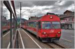 Der Gegenzug  S22 2146 mit ABt 116 im Sammelplatz.