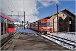 S23 aus Wasserauen nach Gossau SG mit Steuerwagen ABt 142 trifft in Appenzell ein. (01.12.2017)