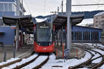 Abe 8/12 4103 «Ebenalp» der Appenzeller Bahnen am 08.02.2020 in Speicher mit Blick auf die Remise.