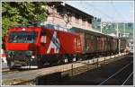 Fr den damals umfangreichen Rollbockverkehr auf der AB, beschaffte diese Bahn die leistungsfhige Lok Ge 4/4 1, hier vor dem Gterschuppen in Appenzell. (Archiv 10/94)