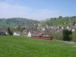 Appenzeller Land 2008 - Ein weiteres Mal treffen die Wagen BDeh 17 und ABt 116 in Gais ein.