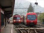 Whrend BDe 4/4 33 abfahrbereit am Gleis 3 steht rangiert ABt 122 um dann als S11 nach St. Gallen zu fahren; Appenzell, 11.10.2006
