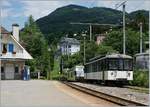 Ehemalige und zukünftige asm Triebwagen in Fontanivent: Be 4/4 1006 (Bipperlisi) und zwei GTW 2/6.