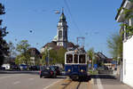 ASm: Der BRe 4/4 116 vor der prächtigen Kulisse der St.-Ursen-Kathedrale, dem Wahrzeichen der Stadt Solothurn, am 9. April 2017.
Foto: Walter Ruetsch   