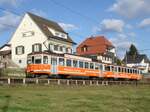 Die ASm-Be 4/4 101 und Bt 354 (beide Baujahr 1966) verlassen am 27. November 2007 als Regionalzug Wiedlisbach Richtung Solothurn. Der Triebwagen wurde 2008 für den Kiesverkehr auf die BTI verschoben und 2014 nach einem Unfall abgebrochen, der Steuerwagen wurde 2012 abgebrochen.