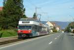 Be 2/6 505 Kurz nach Sutz zwischen den Haltstellen Sutz und Lattrigen am 22.10.2006