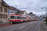 Am 10.02.2018 war BDe 4/4 Nr. 17 der Waldenburger Bahn als R3154 auf dem Weg von Liestal nach Waldenburg. Hier befuhr der Zug die straßenbahnähnliche Strecke in Oberdorf.








