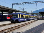 BOB -Einfahrender Regio im Bahnhof Interlaken Ost an der Spitze der Steuerwagen ABt 425 am 05.08.2017