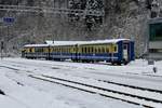 Ein BDt mit 2 weiteren Wagen die nicht mehr im Einsatz sind am 17.12.17 in Zweilütschinen abgestellt.