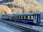 BOB ABeh 4/4 I 310  Matten b. Interlaken  mit dem ABt 413 am 24.3.22 beim Bahnhof Zweilütschinen abgestellt.