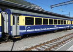 BOB -  Kl. Personenwagen im Bhf. Interlaken Ost am 05.10.2022