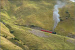 Mit Kohle-Dampf nach oben -

... geht es an der grünen Wand entlang hinauf zum Rothorn. 

29.09.2013 (M)