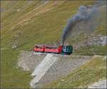 <U>Bahnbildergipfeltreffen in Brienz.</U>  

Hier wird mit Kohle geheizt. Auf den letzten Metern zum Gipfel darf Nr. 6 noch einmal gut durchatmen. September 2013. 