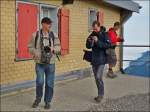 . Bahnbildergipfeltreffen in Brienz - Auch am zweiten Tag des BB Treffens war gute Laune angesagt. Matthias, Jonas und Heinz beim morgendlichen Photoshooting am Rothorn. 29.09.2013 (Hans)