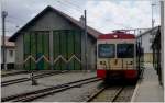 R322 aus La Chaux-de-Fonds ist in Les Ponts-de-Martel, der Endstation, angekommen. BDe 4/4 8. (16.05.2009)