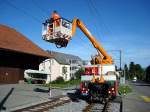 Forchbahn: auch am Sonntag wird gearbeitet, um die Fahrleitung zu erneuern.