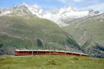 MGB GGB - Regionalzug 235 von Zermatt nach Gornergrat am 29.06.2007 in Riffelboden mit Bhe 4/8 3084 + Bhe 4/8 3083
