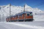 Bhe 4/8 3042 erreicht am 08.02.2015 Rotenboden.