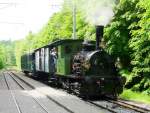 Hist.Seetal - Dampflok E 3/3 * BEINWIL * mit Personextrazug unterwegs auf dem 3 Schinengeleise der BD/WM nach Bremgarten West bei der Kreuzungsstelle Erdmandlistein am 29.05.2010