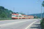 WB Regionalzug 35 von Waldenburg nach Liestal am 09.05.1993 bei Altmarkt mit Steuerwagen voraus Bt 120 - Bt 118 - Triebwagen BDe 4/4 13. Hinweis: Rckansicht

