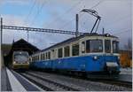 Nachdem der MOB ABDe 8/8 4001 in Zweisimmen seine beiden Wagen umfahren hatte, wurde er mit seinen beiden Wagen als Regionalzug 2213 zur Fahrt nach Montreux wieder an den Bahnsteig rangiert.