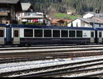 MOB / Goldenpass -  Spurwechsel 2 Kl. Personenwagen Bs  96 85 8300 281-9 abgestellt im Zweisimmen am 20.11.2022
