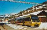 Eine Komposition der MOB mit der Nummer 344/244 am 24. Dezember 2008 beim Bahnhof Lenk im Simmental