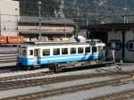 MOB - Triebwagen Be 4/4 1002 und Dienstwagen X 25 im Bahnhofsareal in Zweisimmen am 30.03.2012