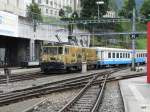 Goldenpass MOB - GDe 4/4 6003 mit Regio bei der einfahrt im Bahnhof Montreux am 17.09.2013