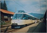 40 Jahre MOB Panoramic Express: Als in Europa die TEE Züge verschwanden und die DB mit jede Stunde jede Klasse viel Erfolg hatte, führte die MOB Erstklasszüge mit dem treffenden Namen