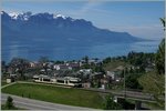 Nach dem kurzen Stop in Châtelard VD verlässt der GTW  Be 2/6 den Bedarfshalt und fährt Richtung Les Avants weiter.