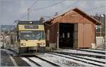 Während der CEV MVR Be 2/6 7003  Blonay  sein Ziel Blonay erreicht, scheint der Lokschuppen leer zu sein und demzufolge der Schneeräumungszug auf der Strecken nach Les Pléiades