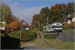 Der CEV MVR Be 2/6 7002  St-Légier  ist bei Planchamp auf dem Weg nach Montreux. Seit Januar 2017 ist der Triebwagen bei der ASM als Be 2/6 513 im Einsatz.

23. Oktober 2015