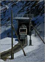 Der letzte Tunnel,dann ist der Triebzug 3365 endlich am Ziel.
(12.10.2011)