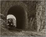 Von Herberts Eritrea Tunnelbild inspiriert: Rochers de Naye Beh 2/4 203 als Regionalzug 3393 im Toveyre Tunnel.
