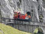 Pilatusbahn - Unterhaltsfahrzeug  Xhm 1/2 32 unterwegs auf Talfahrt am 10.09.2012