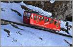 Kurz vor dem Gipfel liegt noch frischer Schnee, der eine Wanderung nach Aemsigen zur Mittelstation leider verhinderte. (20.05.2014)