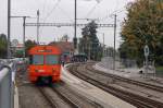 RBS: Abschied vom Gleis 1 in Jegensdorf und den  Mandarinli  auf der S8. Auf der S8 fahren ab dem 14. Oktober 2013 nur noch  Seconda -Zge. Diese lngeren Fahrzeuge verkehren alle ab Gleis 3. Das Gleis 1 wird ab dem 14.10.2013 nicht mehr genutzt. Der Be 4/12 60 + Be 4/8 45 warten am 7. Oktober 2013 noch auf Gleis 1 die Abfahrt nach Bern ab.
Foto: Walter Ruetsch