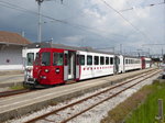 tpf - Wartender Regio an der Spitze der Steuerwagen Bt 225 im Bahnhof von Palézieux am 03.05.2016