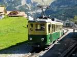 WAB - Zahnradtriebwagen BDeh 4/4 106 mit Gterwagen im Bahnhof Grindelwald Grund am 16.09.2011